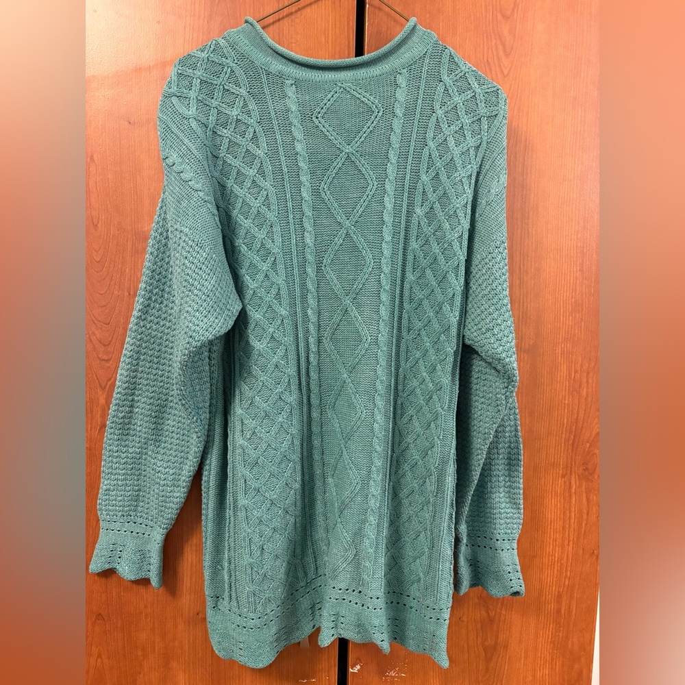 Green Cable-Knit Sweater – Diamond Texture – Size M (Approx.)
